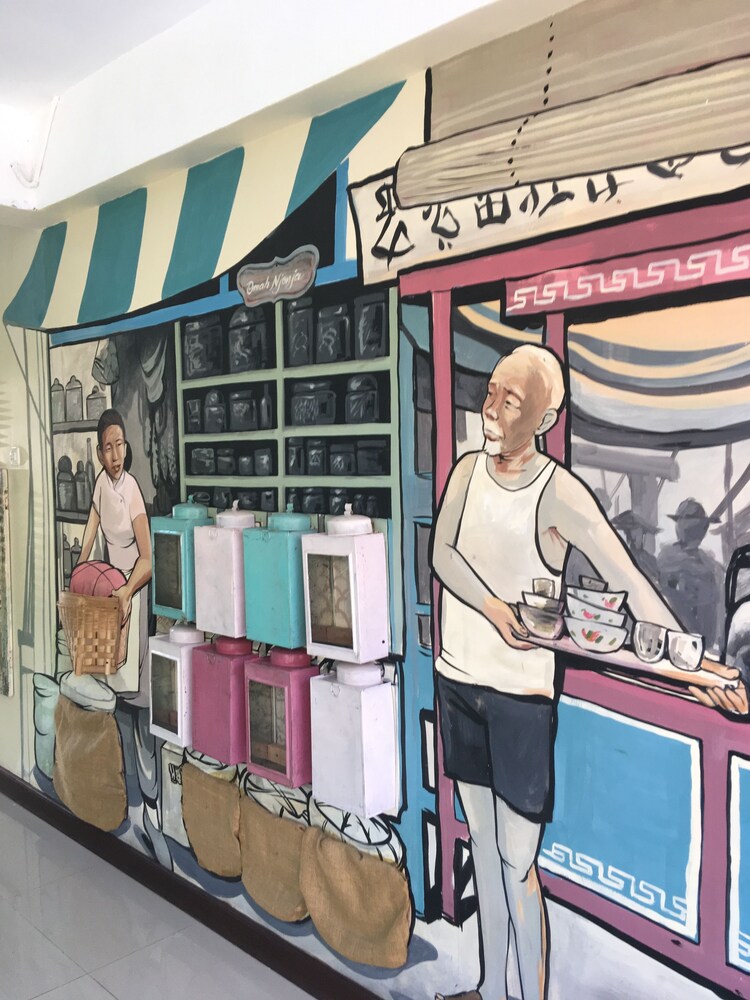 Omah Njonja Bed & Brasserie 50/63