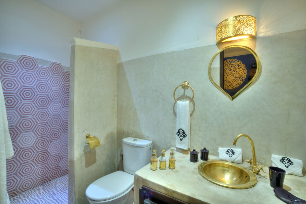 Riad Art and Emotions Boutique Hotel and Spa 32/38
