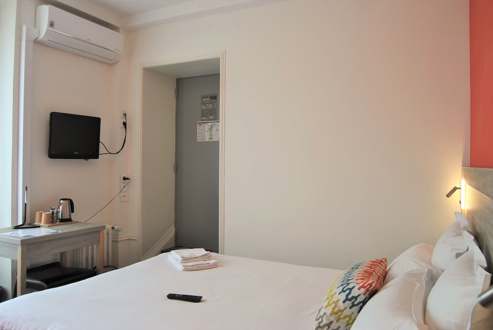 Hotel de L Apos Europe 31/69