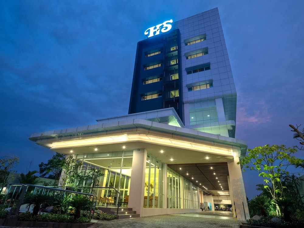 Hotel Santika Pasir Koja 1/21