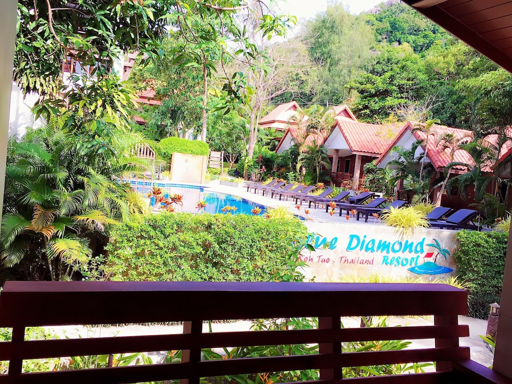 Blue Diamond Resort 12/73