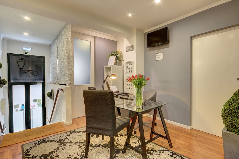 Inn Bairro Alto Bed & Breakfast 55/75