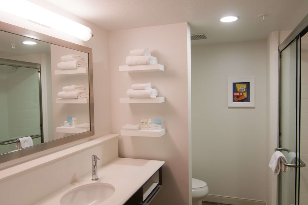 Hampton Inn & Suites Tulsa Downtown Ok 20/55
