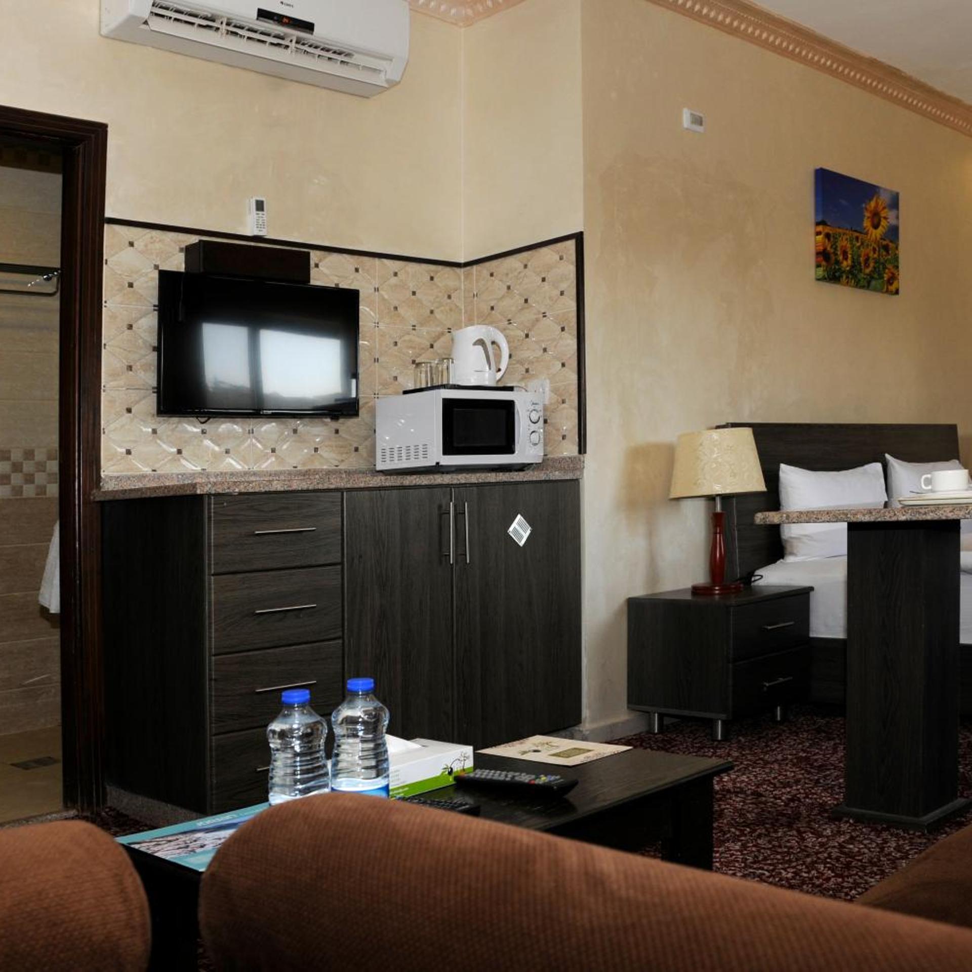 Olive Hotel 48/58