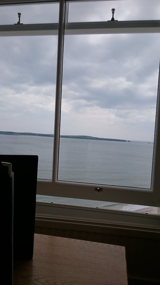 The Belgrave Hotel Tenby 56/62