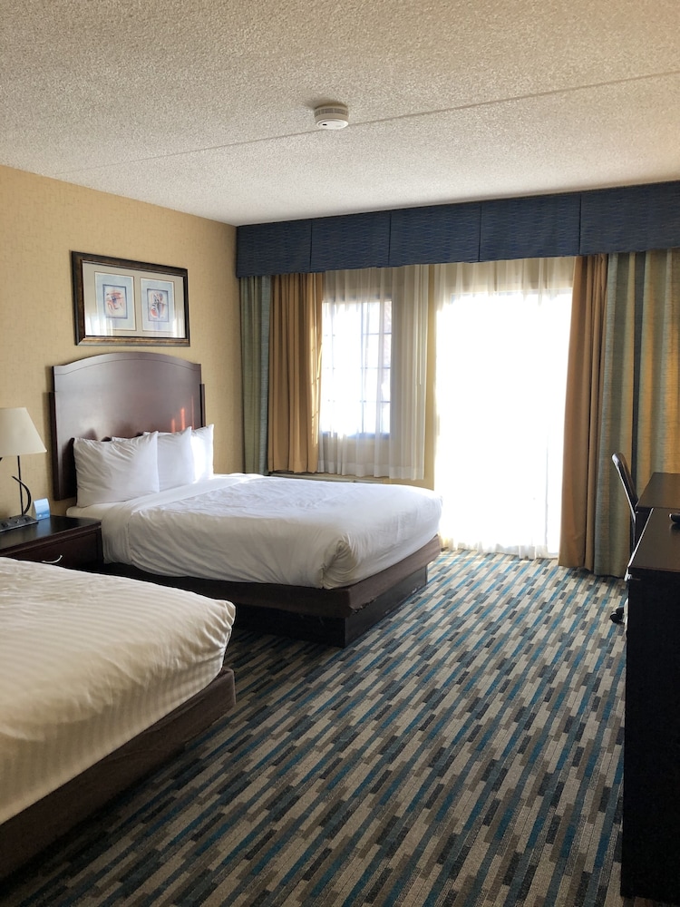 Days Inn & Suites by Wyndham Mesa Near Phoenix 14/36