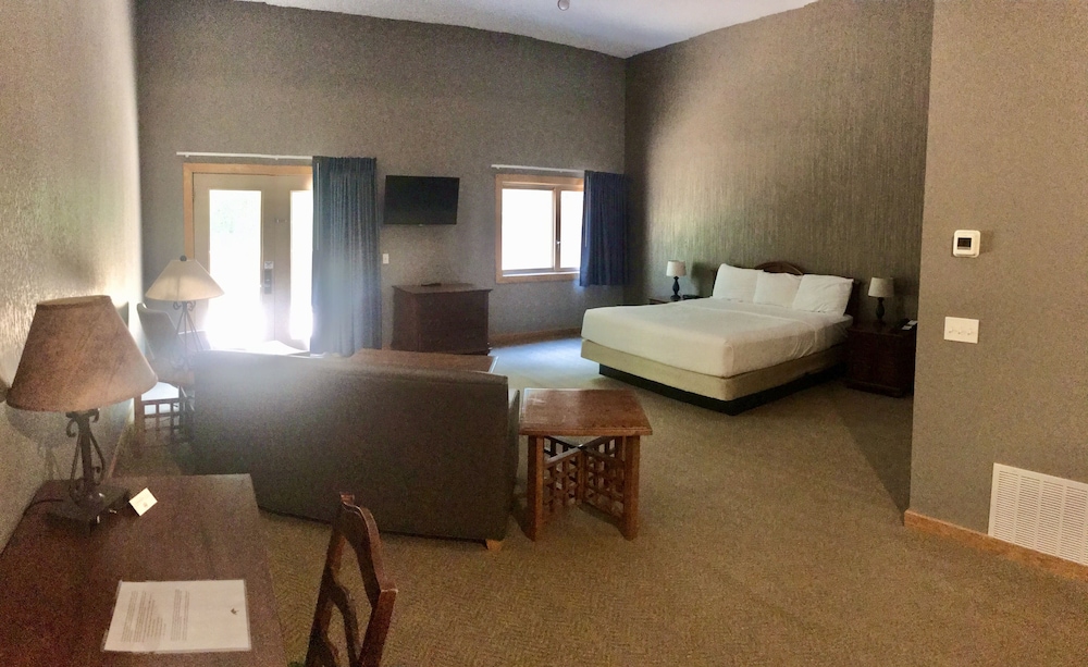 Treetops Resort 17/37