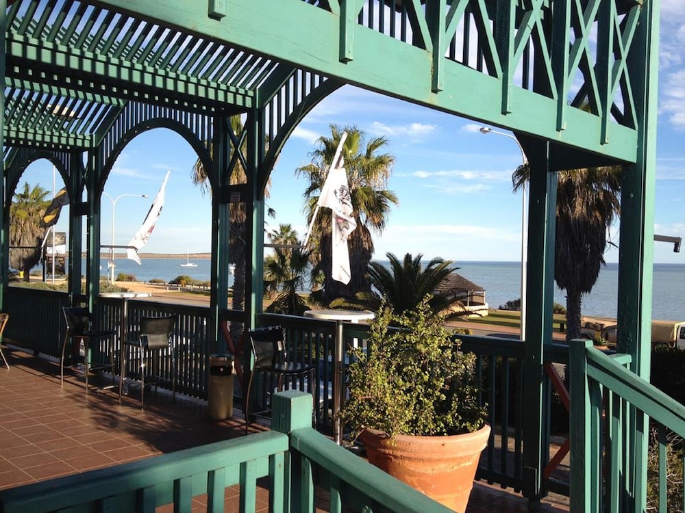 Heritage Resort Shark Bay 45/58