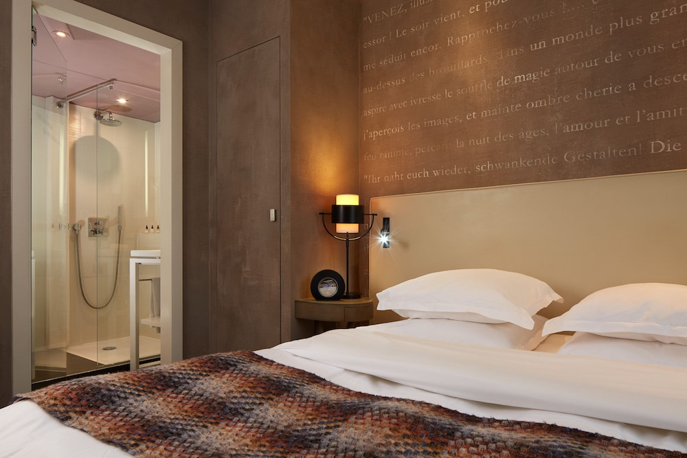 Le Pavillon Des Lettres Small Luxury Hotels of the World 6/53