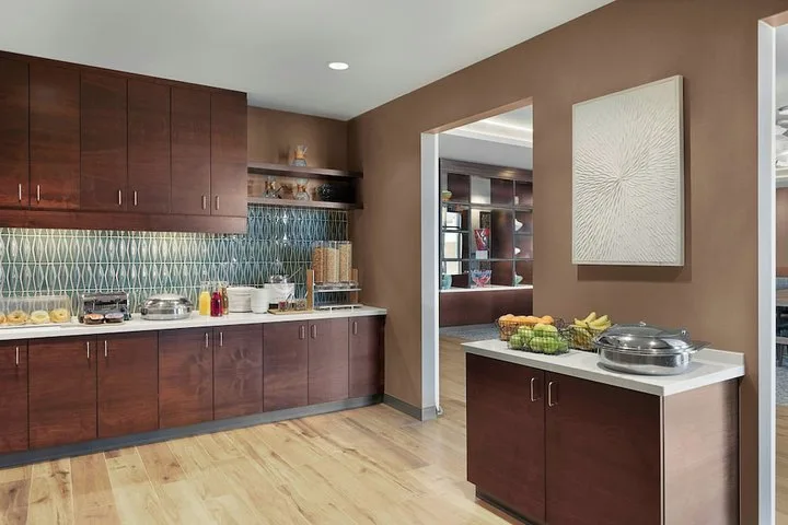 Residence Inn by Marriott Milwaukee Brookfield at Poplar Creek 6/37