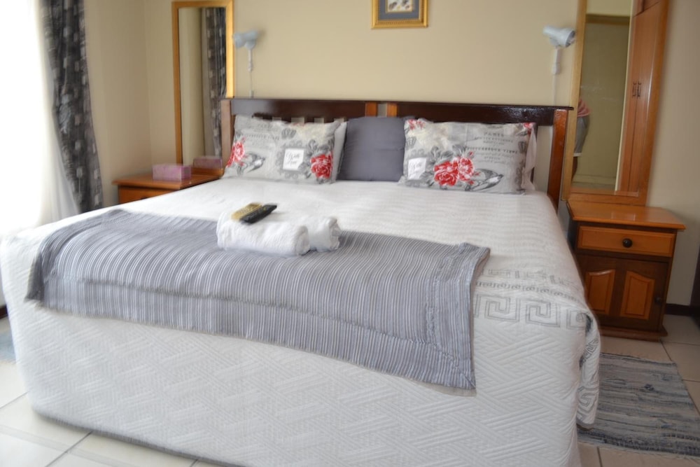 Kamogelo Guest House 8/47