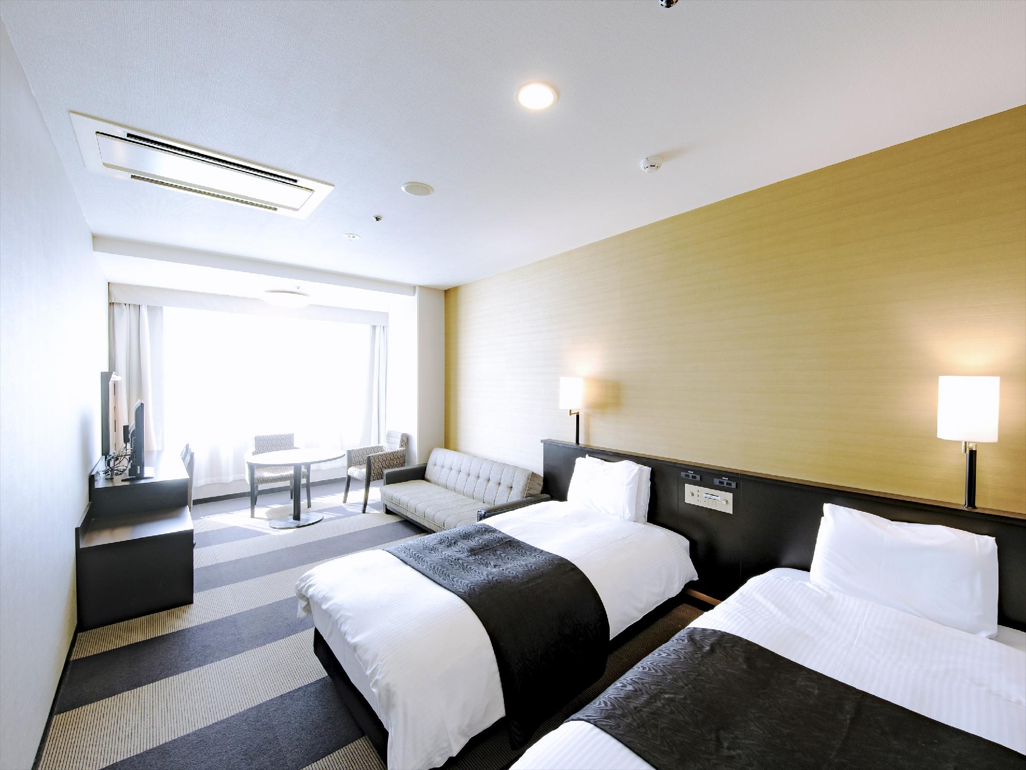 Semi Room, Suite, 2 Semi Double Beds