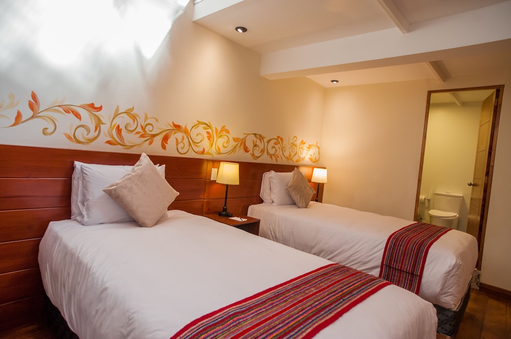 Casa Biru Hotel Boutique 12/68