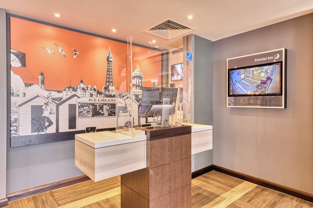 Premier Inn Plymouth City Centre (Derrys Cross) 6/29