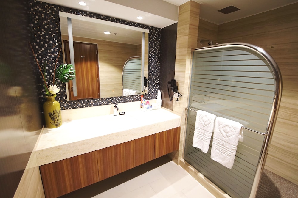Central Park Reef Resort 48/50