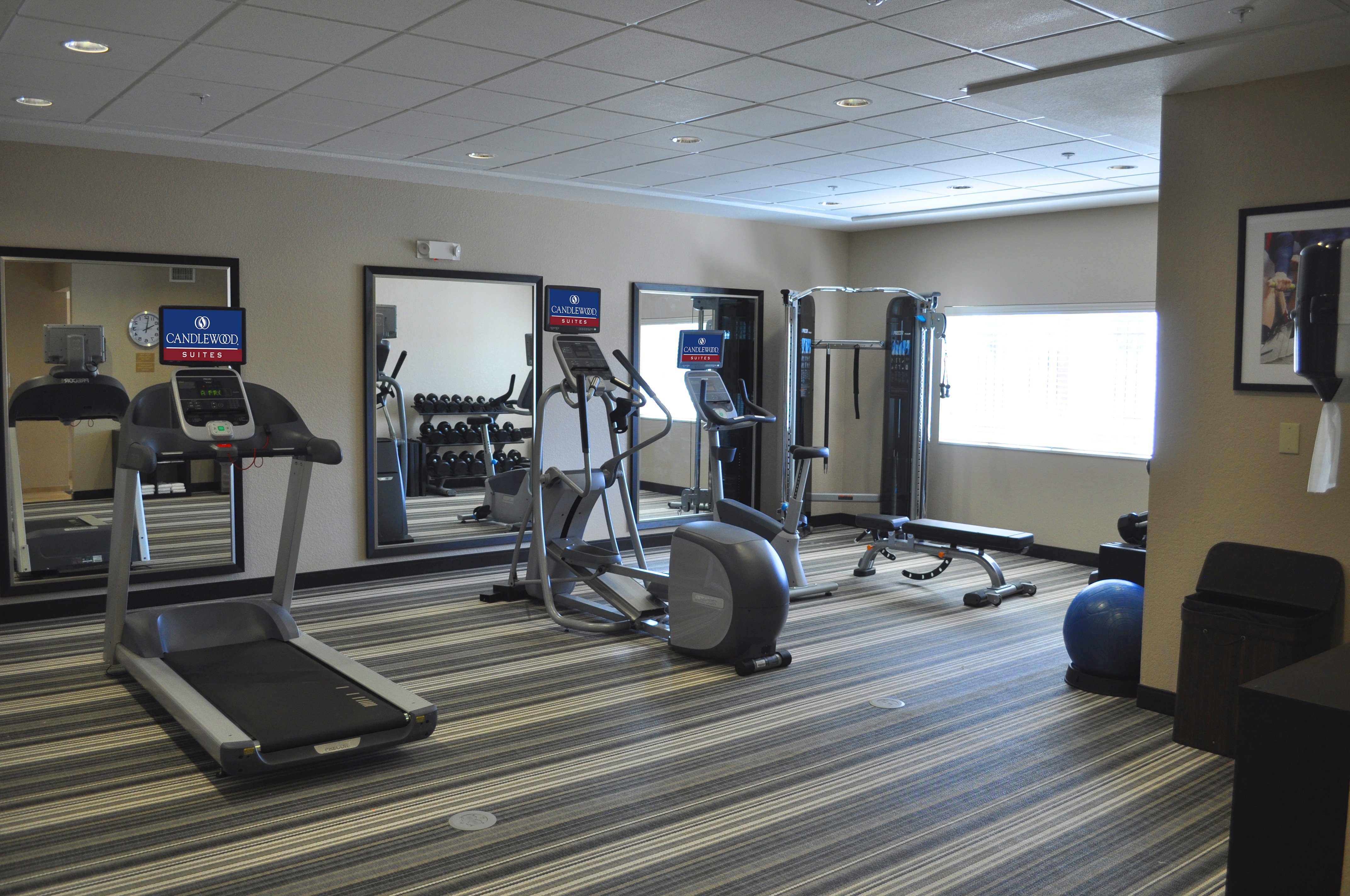 Candlewood Suites BAY CITY 4/14
