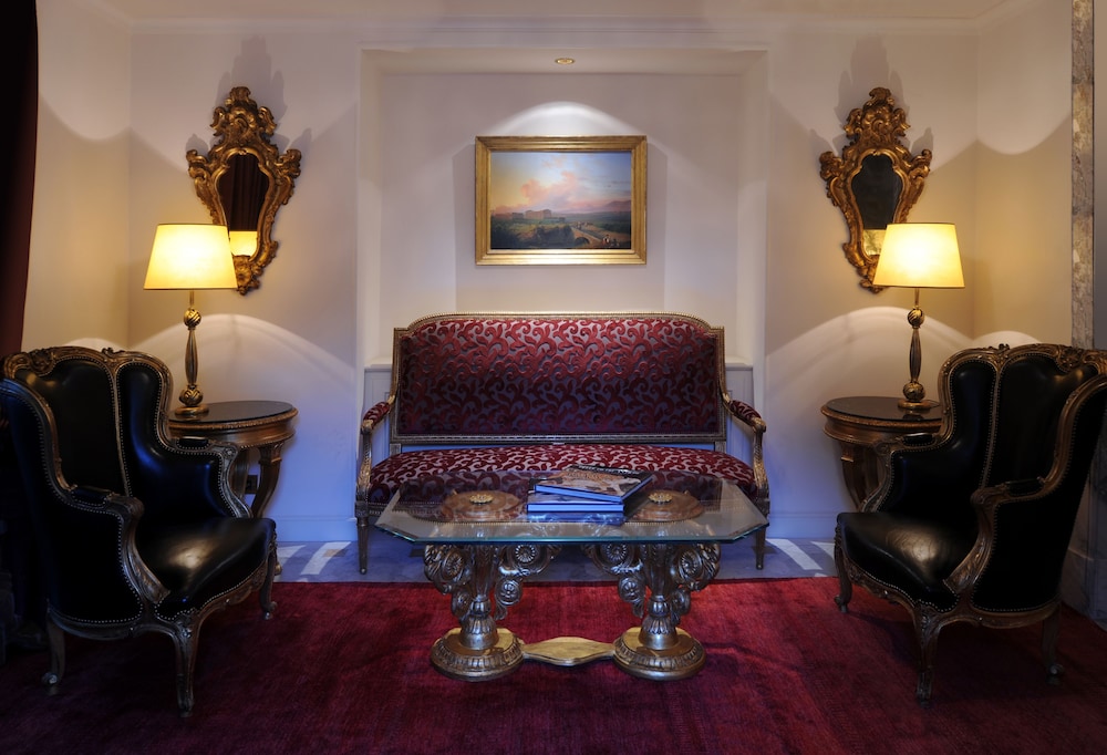 Hotel Villa Duse 37/50