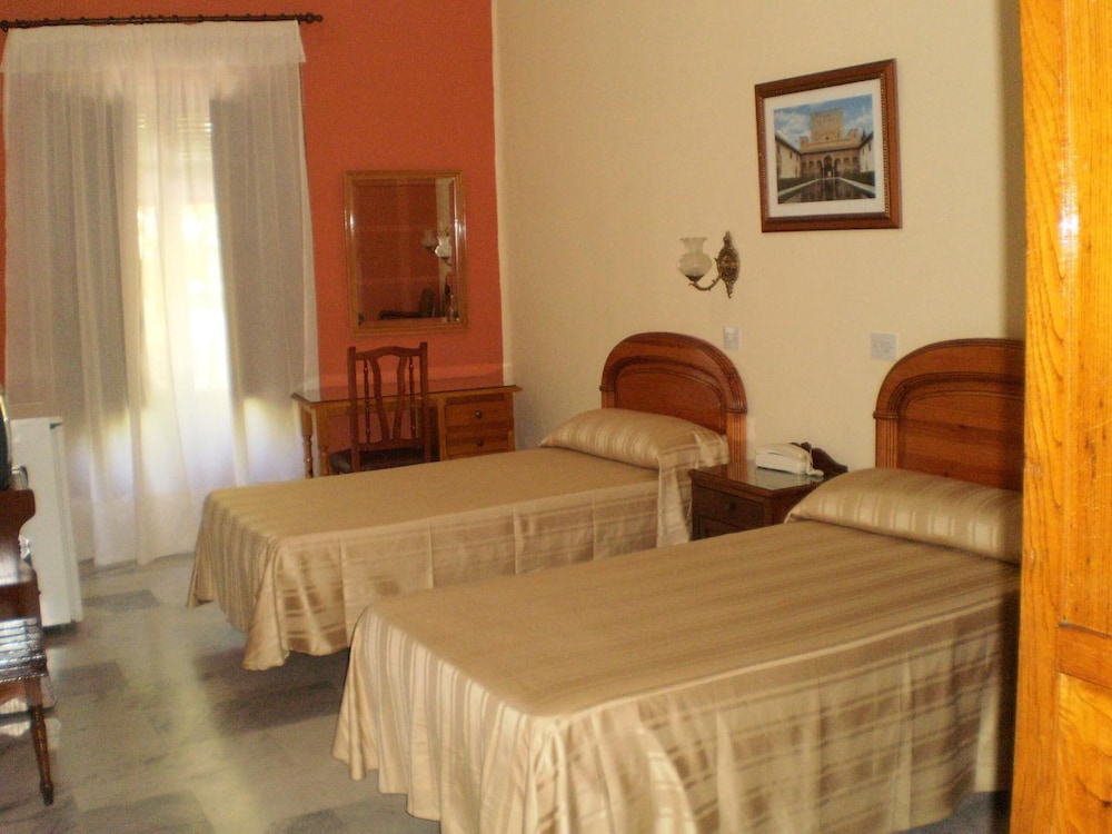 Central Hotel 25/60