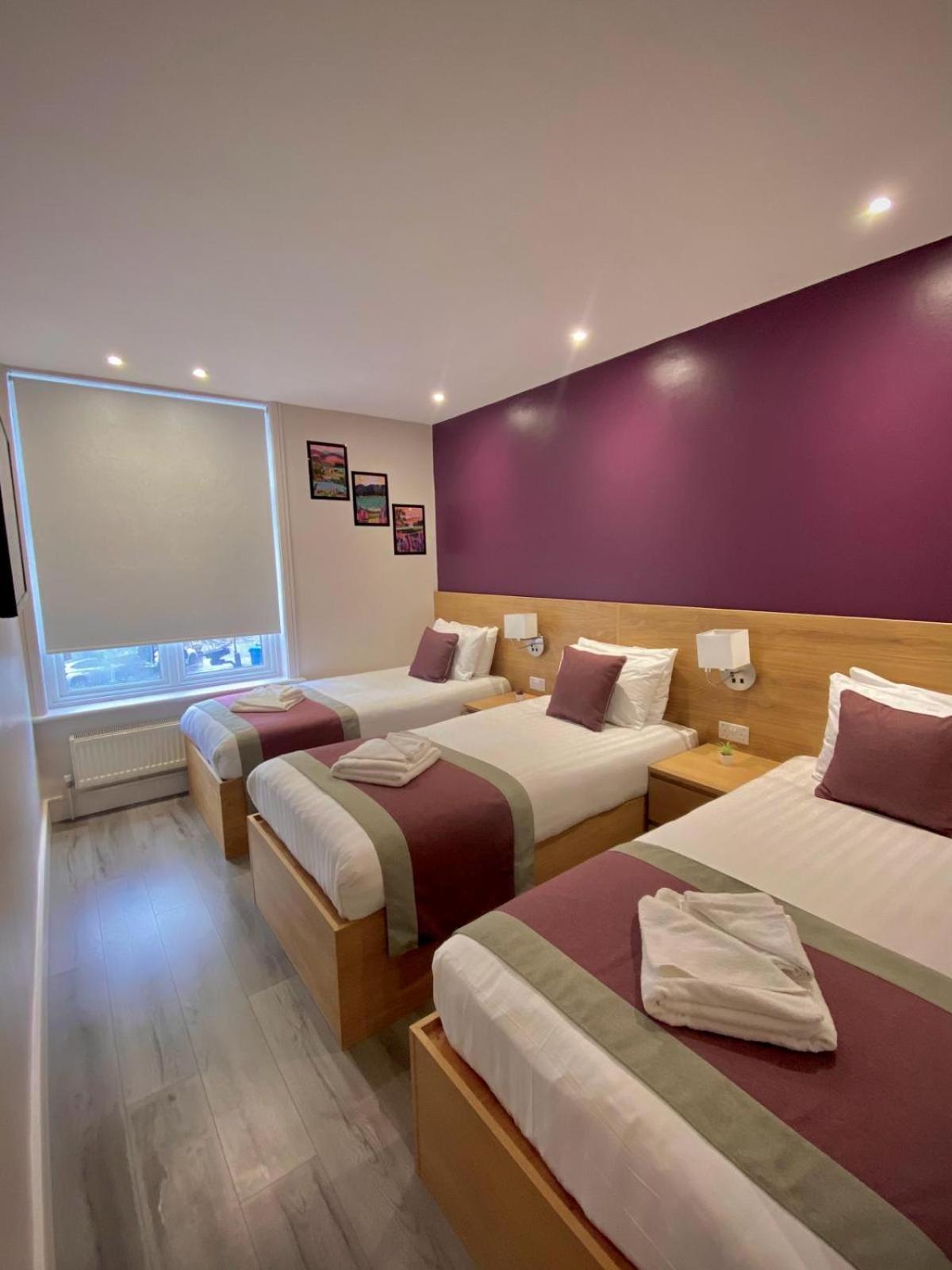 Holtwhites Hotel 20/57