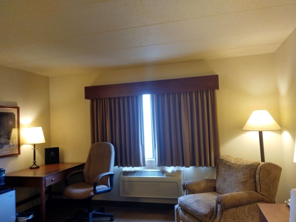 GrandStay Hotel & Suites - Madelia 29/58