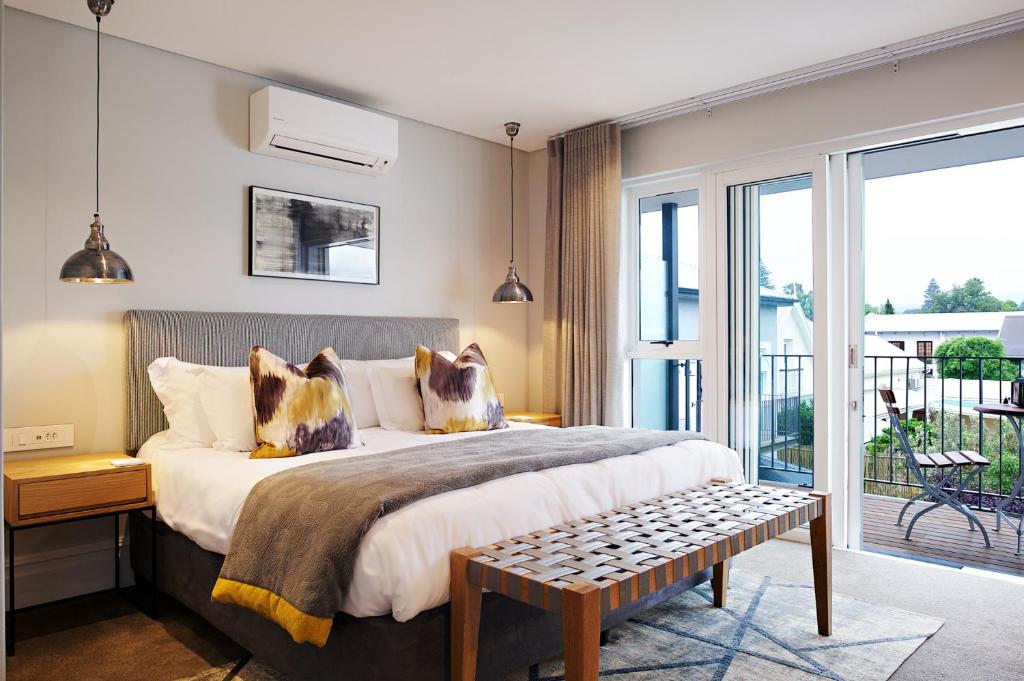 Deluxe, Balcony or Patio