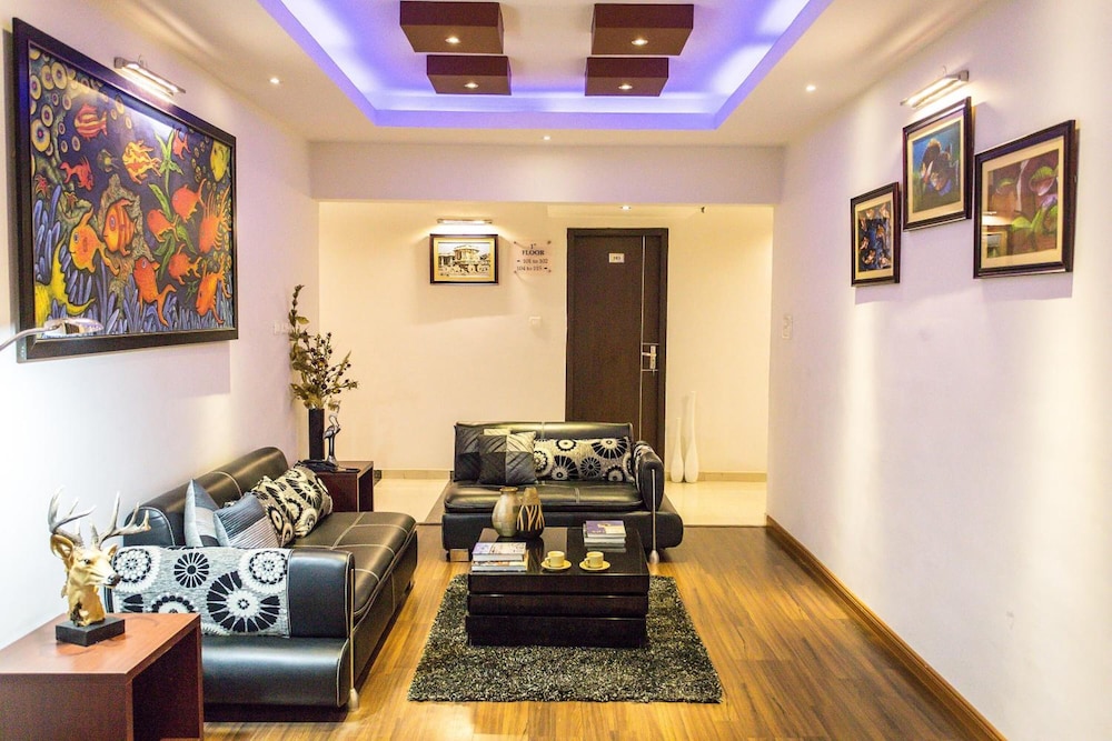 Rajmahal Inn 38/50