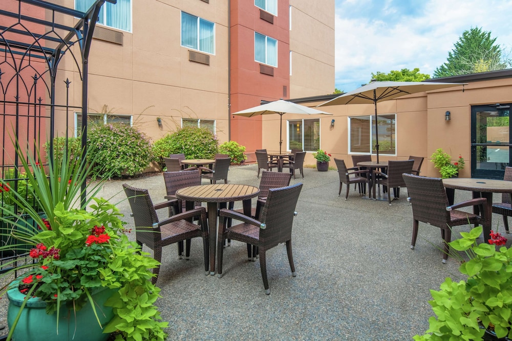 DoubleTree by Hilton Hotel Portland - Tigard 22/28