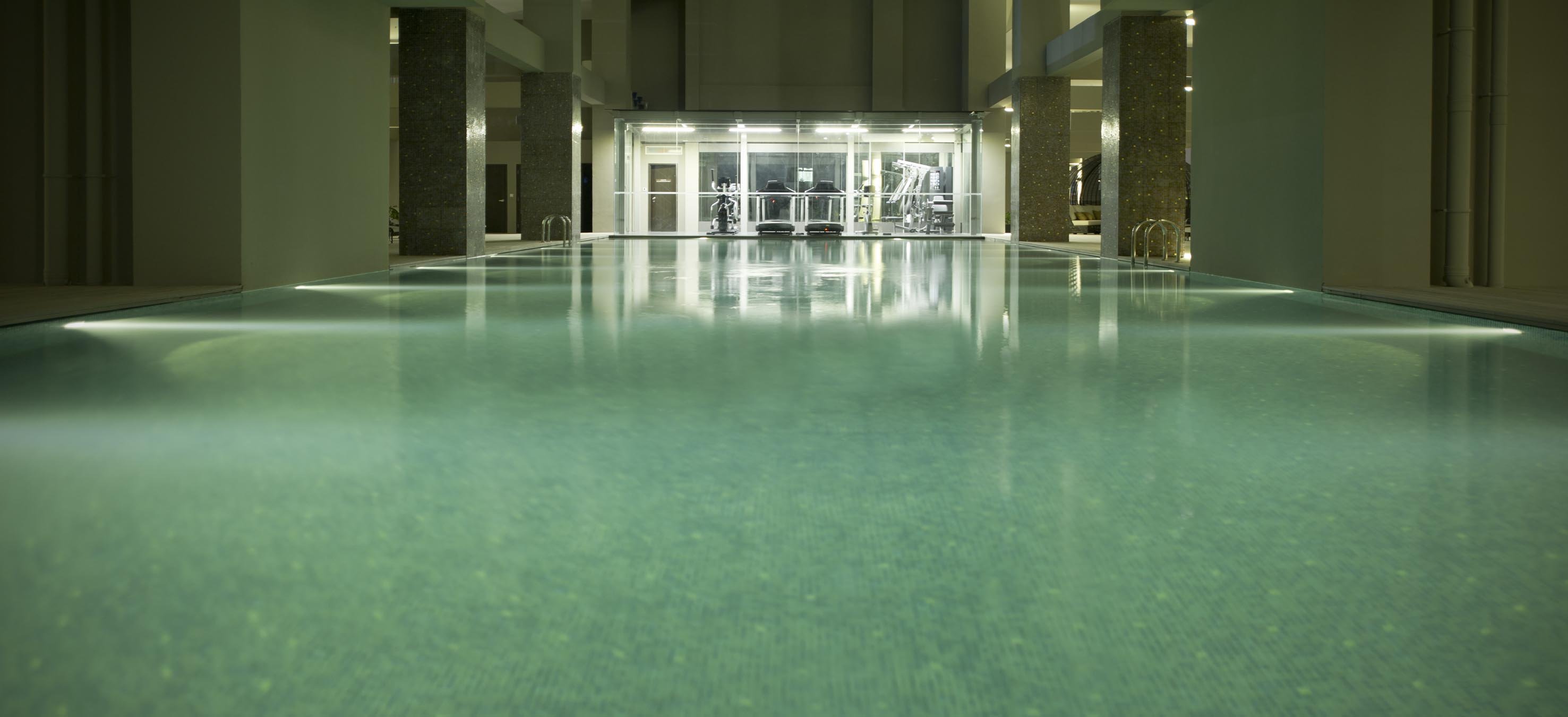 V Hotel Lavender 13/14