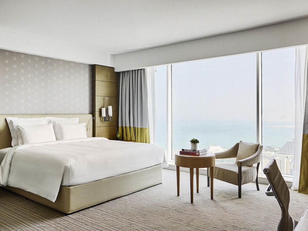 Pullman Doha West Bay 15/72