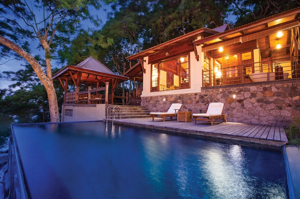 Ja Enchanted Island Resort 4/75