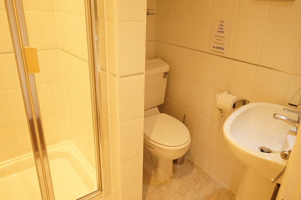 Regency Hotel 43/50