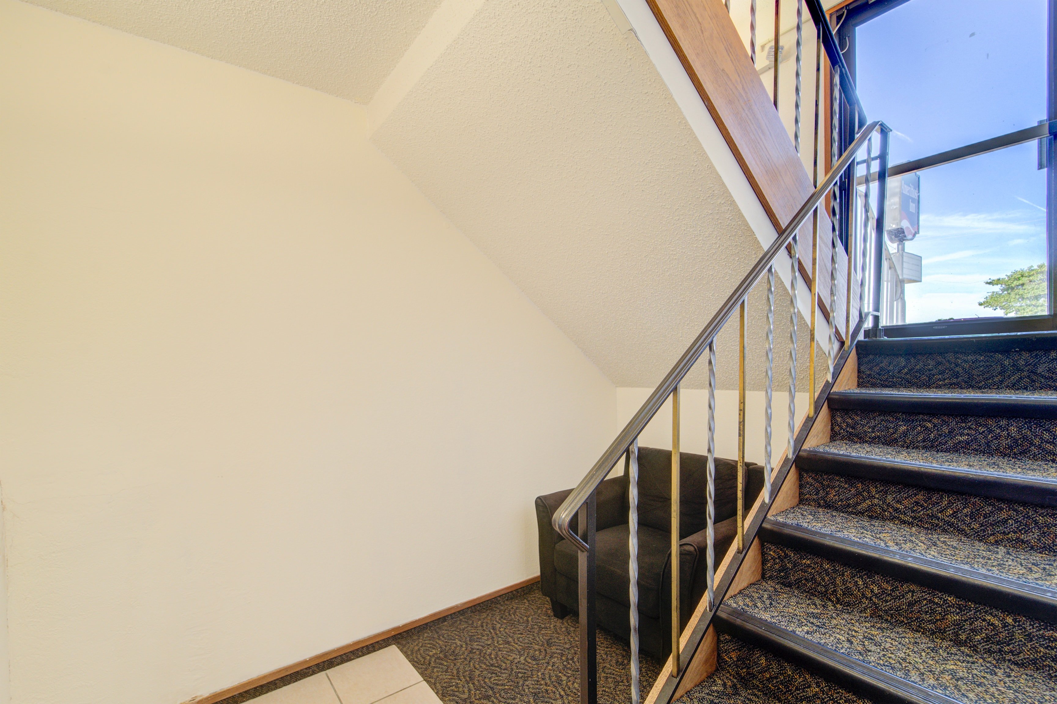 Capital O Amerihost Inn and Suites Kingdom City Hwy 54 MO 34/54