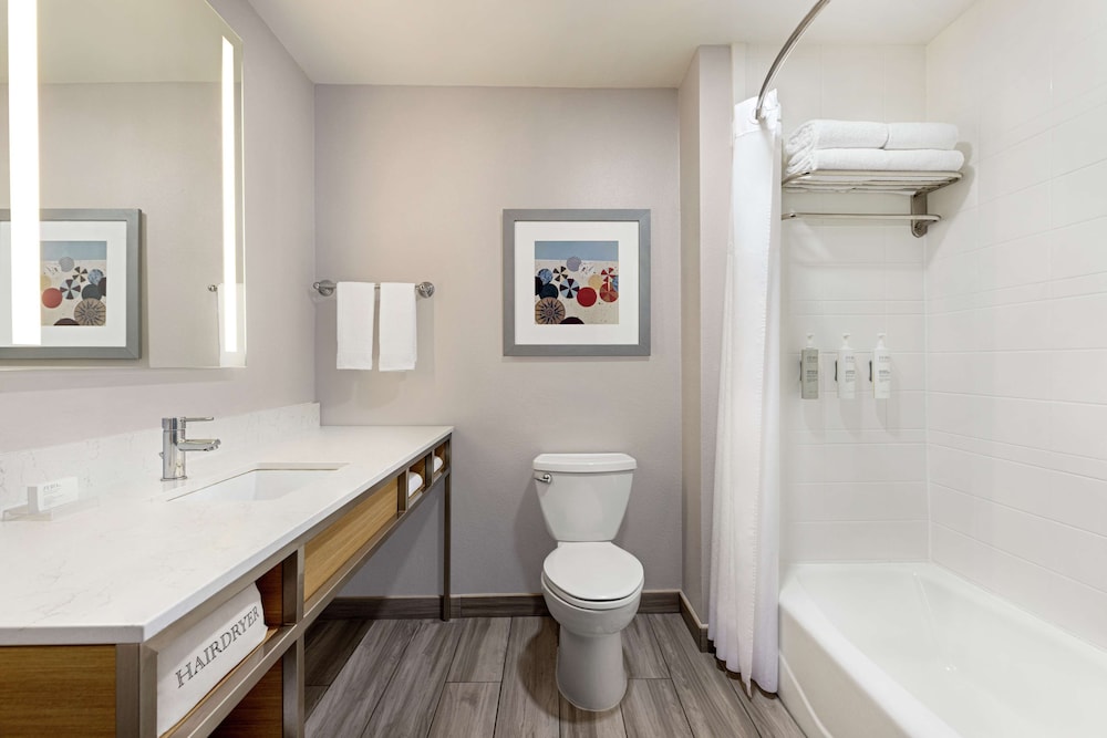 Hilton Garden Inn South Padre Island 29/76