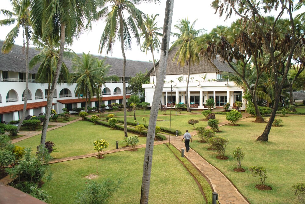 Reef Hotel Mombasa 39/49