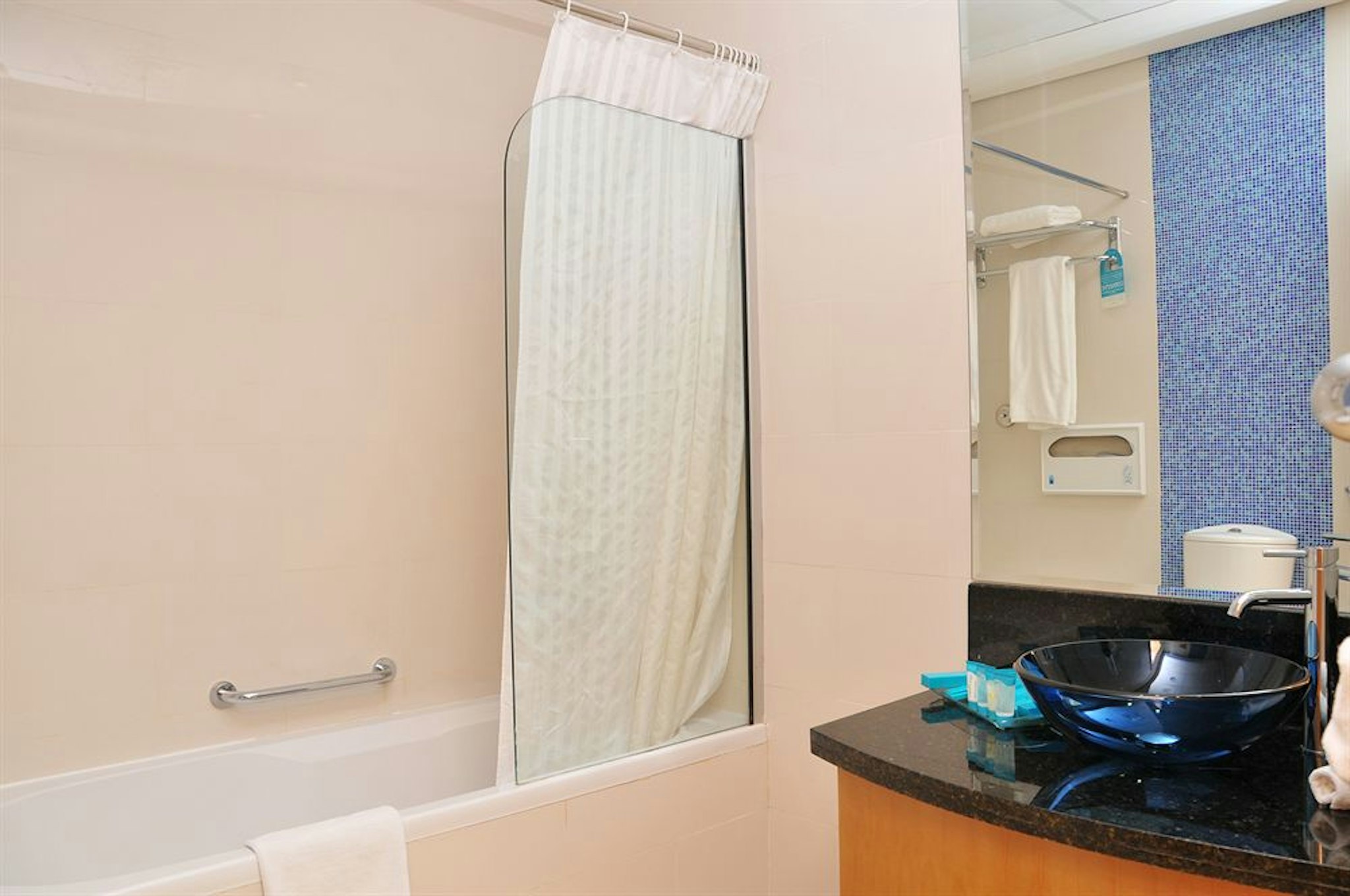 City Stay Grand Hotel Apartment 26/27