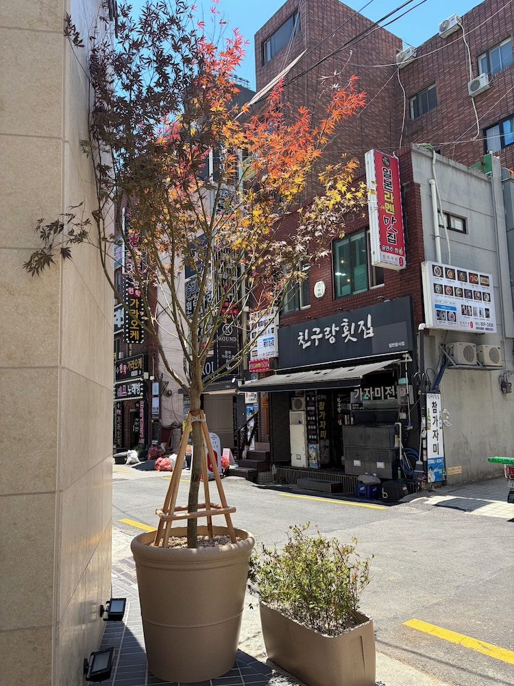 Nestly Hotel Seomyeon 52/61