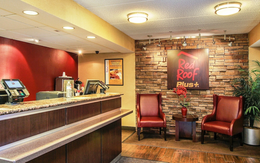 Red Roof PLUS Atlanta - Buckhead 7/21