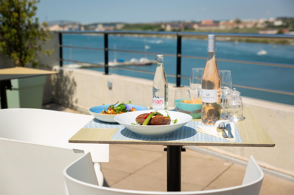 Golden Tulip Martigues Provence 25/43