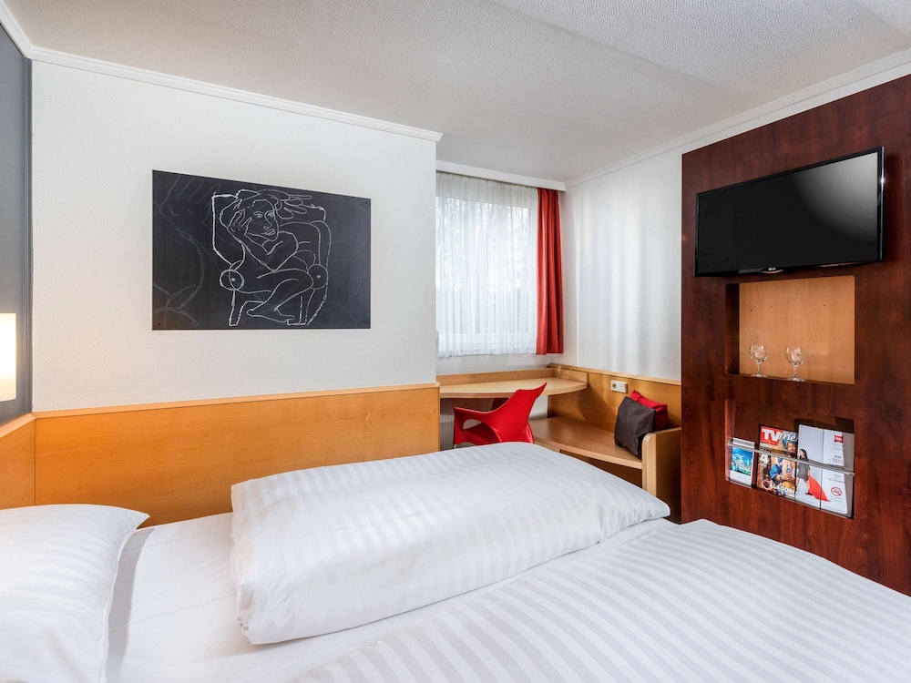 IBIS KASSEL MELSUNGEN 13/50