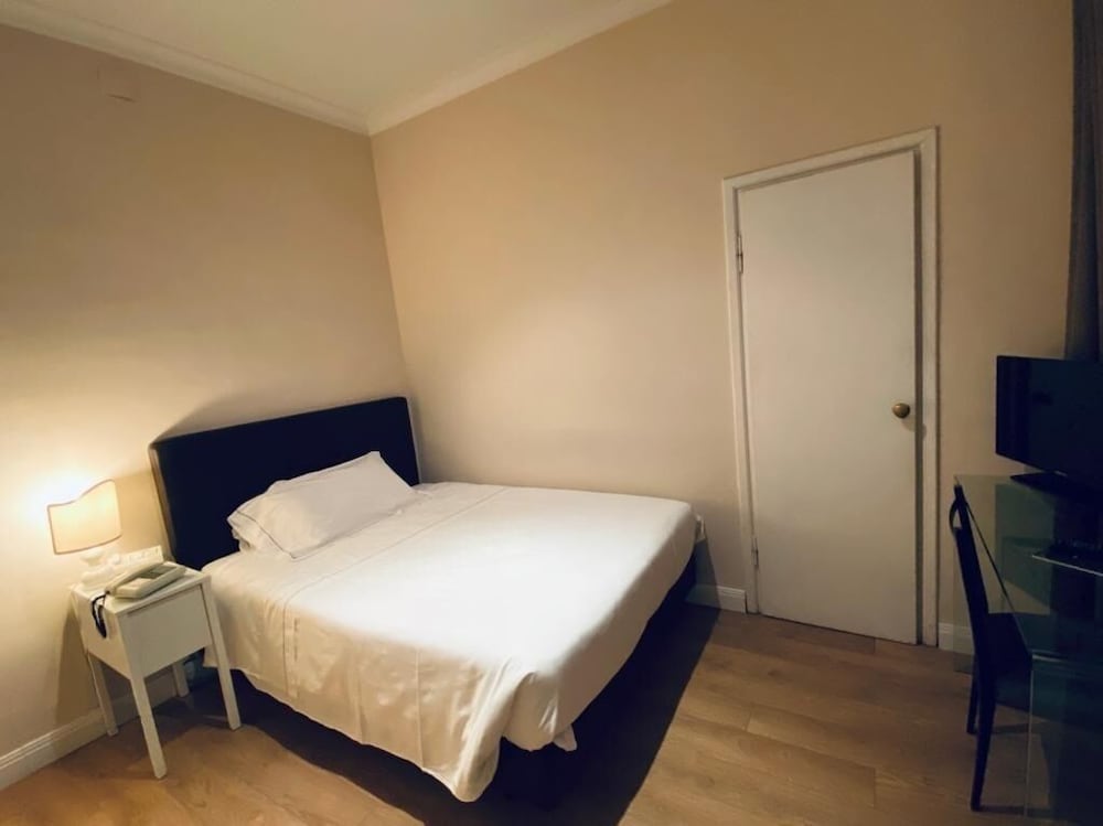 Junior, Single Bed