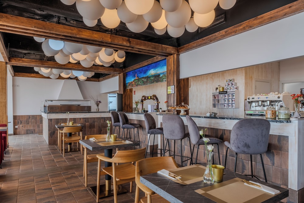 Hotel Faranda Rias Altas, Ascend Hotel Collection 33/48