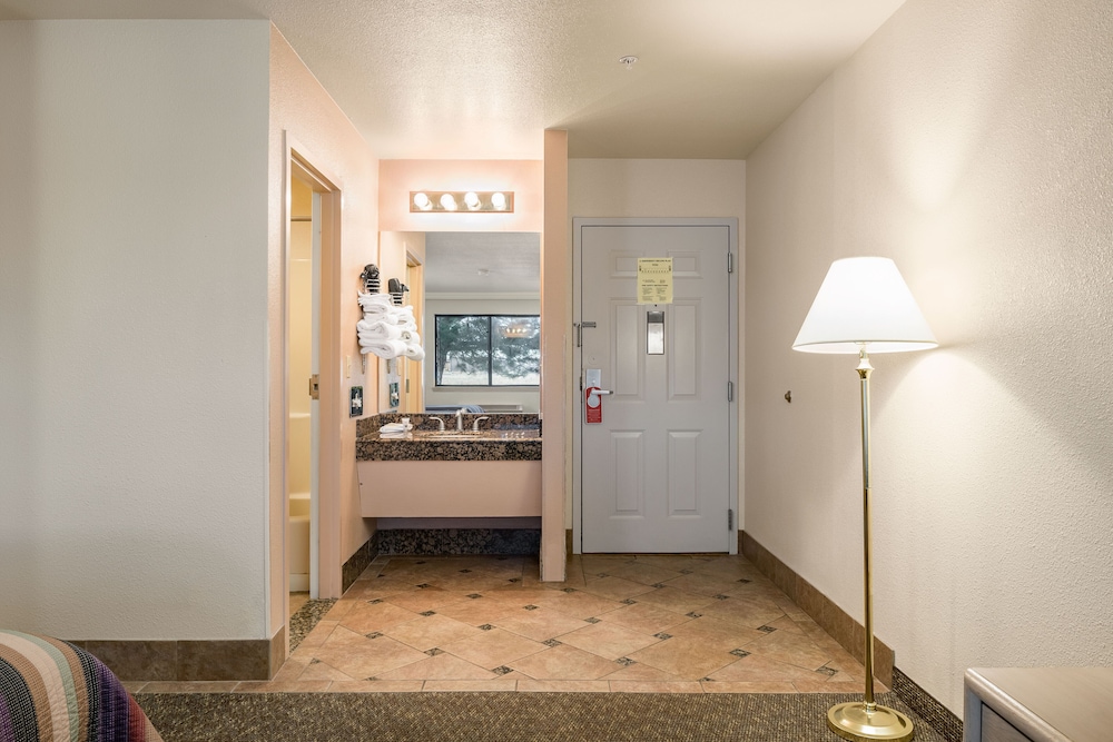 Grand Canyon Inn & Motel 6/39
