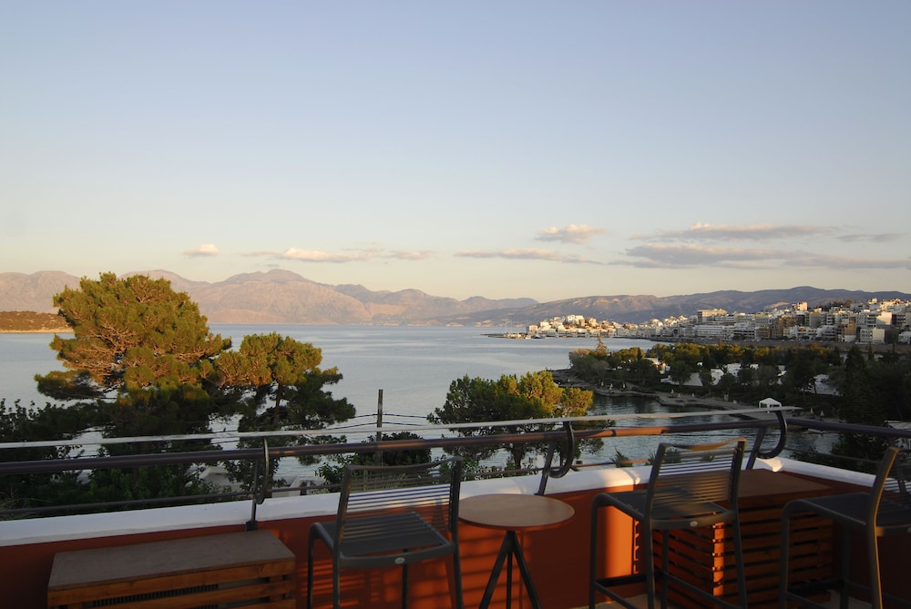 Lato Hotel 22/44