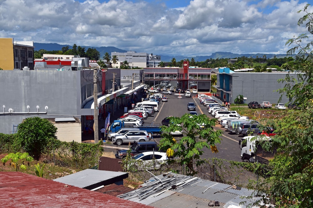 Grand Melanesian Hotel 45/50