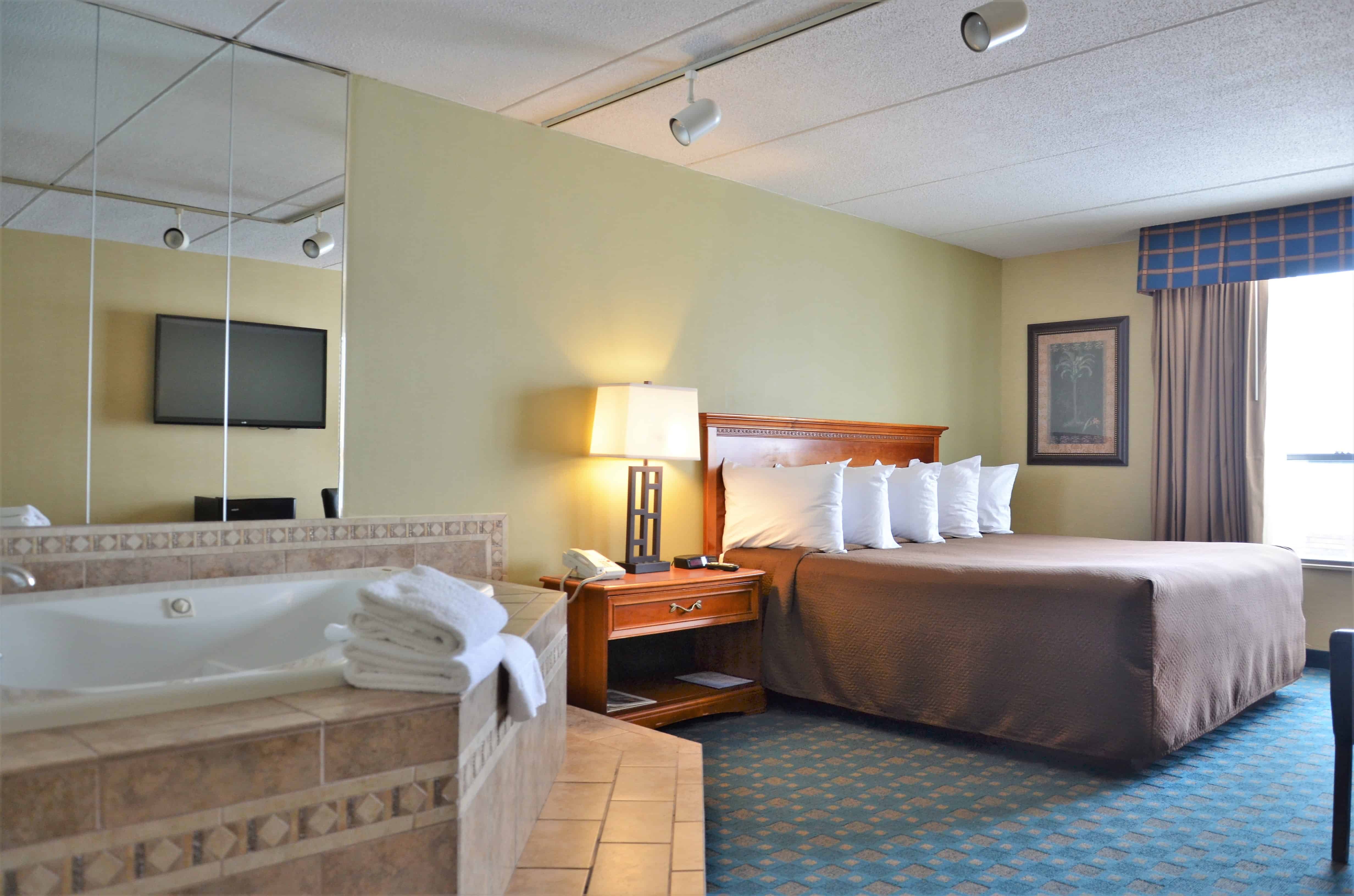 Tawas Bay Beach Resort 12/47