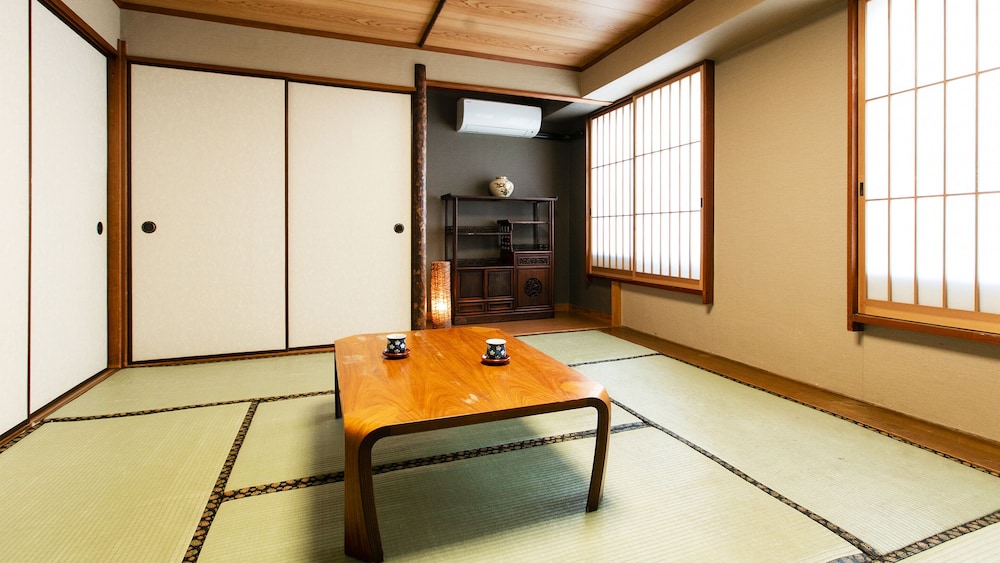 Hotel New Nishino 63/74