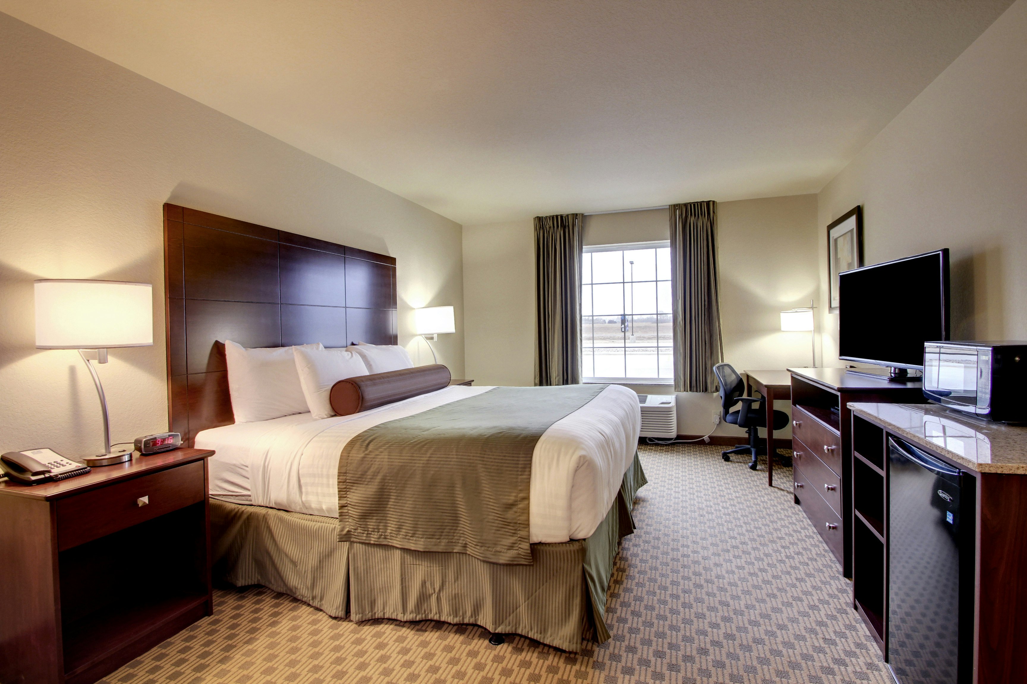 Cobblestone Inn and Suites 11/26