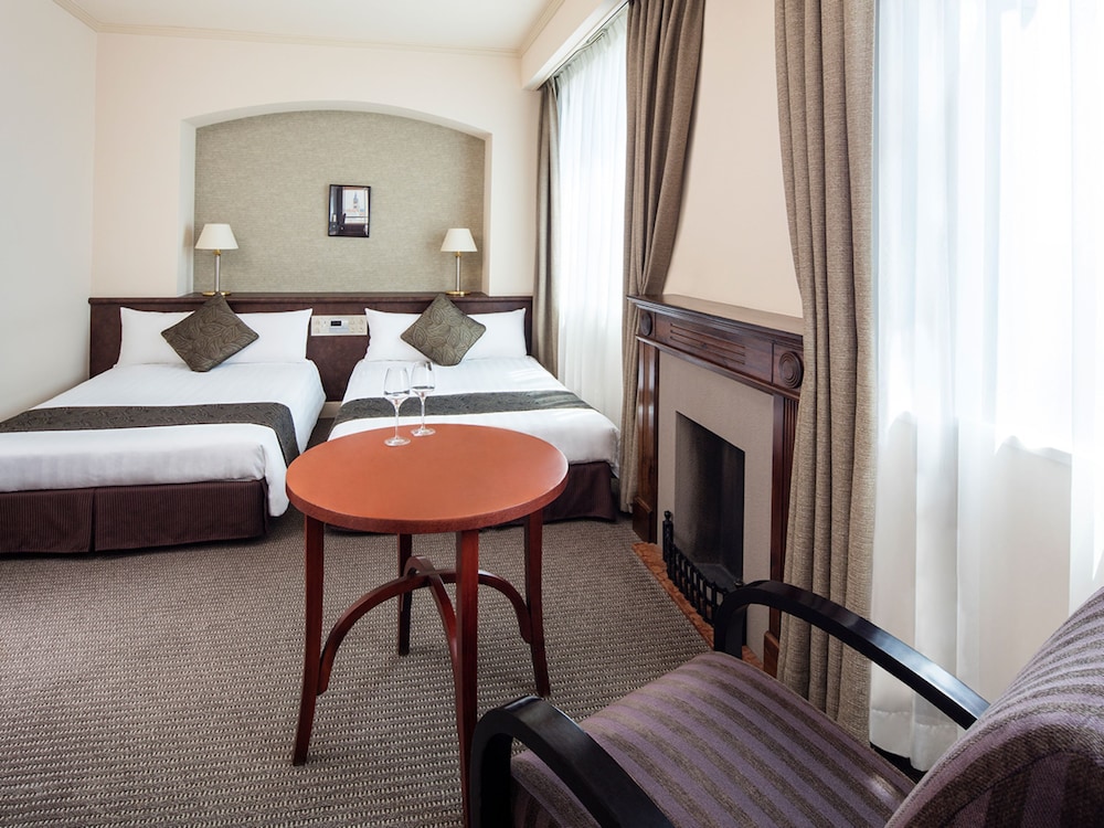 Hotel Francs 18/46