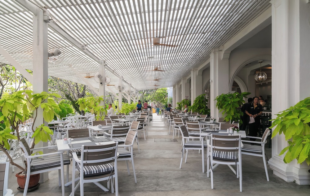 The Old Phuket Karon Beach Resort 69/85