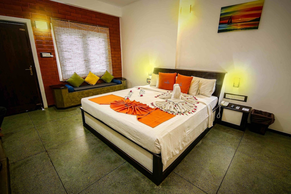 Elephas Resort & Spa 12/40